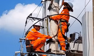 EVN phải lên kịch bản khẩn cấp trước nguy cơ miền Bắc thiếu điện 