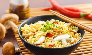 Từ ngày 6/1/2022, mì ăn liền của Việt Nam khi xuất khẩu vào EU sẽ chịu tần suất kiểm tra là 20% với dư lượng của Ethylene Oxide