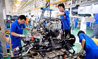 Đẩy mạnh phát triển công nghiệp hỗ trợ, Bộ Công Thương đặt mục tiêu sản xuất hộp số, động cơ cho ô tô