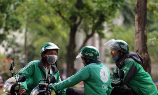 Grab thu phụ phí nắng nóng, Bộ Công Thương yêu cầu giải trình