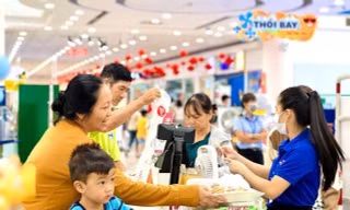Hàng Việt chiếm lĩnh thị trường mua sắm Tết