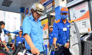 Xăng E5RON92 tăng 151 đồng/lít từ 15h hôm nay
