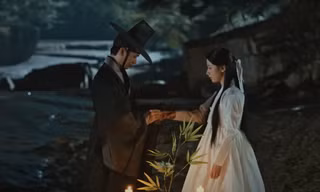 Cung Điện Ma Ám tập 5, 6: Yeo Ri - Gang Cheol làm lễ "lập kèo" mà tưởng đính hôn
