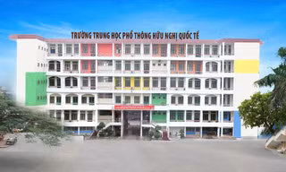 Học sinh trường THPT quốc tế trượt tốt nghiệp vì không được cộng điểm nghề dù sở hữu chứng chỉ Tin học quốc tế