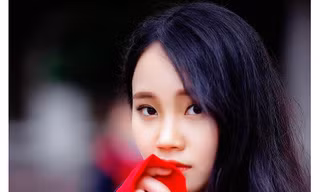 Tân cử nhân trẻ tuổi nhất trường ĐH Kinh tế Quốc dân là Đảng viên, sinh viên xuất sắc