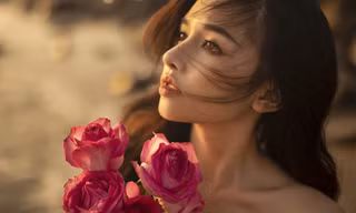 Vẻ đẹp hút hồn của hot girl Đắk Lắk dưới ánh hoàng hôn