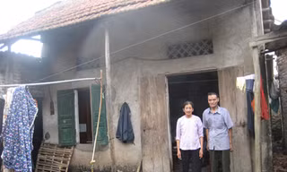 Vợ chồng thương binh Lê Thành Trung mong có ngôi nhà tốt hơn Ảnh: K.N - T.V