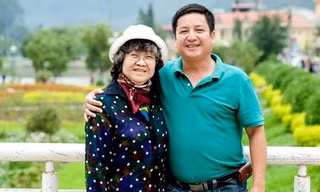 Dòng trạng thái nghẹn ngào về mẹ của nghệ sĩ Chí Trung