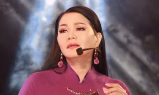 Showbiz 21/3: Ngọc Huyền cầu xin khán giả