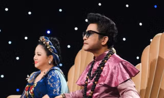 Showbiz 13/1: MC Thanh Bạch lên tiếng khi bị chê ăn mặc quái dị
