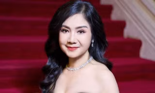NSND Thu Hà ở tuổi 54