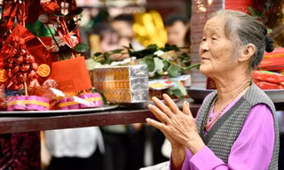 Mâm cúng và văn khấn Rằm tháng Giêng 2025