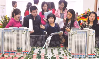 Hút tiền cuối năm: Bất động sản ồ ạt giảm giá