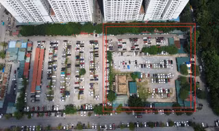 Khu vực quy hoạch bãi xe thông minh tại ô đất CC6 (ô vuông) tại Khu đô thị Linh Đàm hiện là bãi xe trái phép