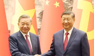Tổng Bí thư, Chủ tịch nước Tô Lâm và Tổng Bí thư, Chủ tịch nước Trung Quốc Tập Cận Bình tại Đại lễ đường Nhân dân ở thủ đô Bắc Kinh, trưa 19/8/2024. Ảnh: TTXVN 