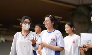 Thí sinh dự thi tốt nghiệp THPT năm 2025 tại Hà Nội. Ảnh: HOÀNG MẠNH THẮNG