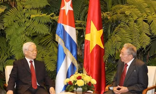 Tổng Bí thư Nguyễn Phú Trọng hội đàm với Bí thư Thứ nhất Trung ương Đảng Cộng sản Cuba, Chủ tịch Hội đồng Nhà nước và Hội đồng Bộ trưởng Cuba Raul Castro Ruz năm 2018. Ảnh: TTXVN