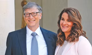 Tỷ phú Bill Gates và vợ Melinda (đã ly hôn) thành lập Quỹ Bill & Melinda Gates, tổ chức từ thiện lớn thứ hai thế giới. Quỹ này cam kết đóng góp hơn 2 tỷ USD để ứng phó đại dịch COVID-19. Ảnh: Getty Images