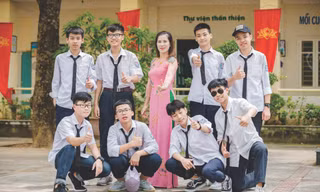 Cô Phạm Thanh Dung, Trường THCS Phúc Lợi, quận Long Biên (Hà Nội) được Bộ trưởng Bộ GD&ĐT tặng Bằng khen