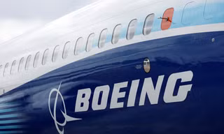 Boeing bán vũ khí trái phép