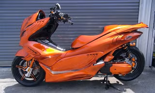 Honda PCX - 'mặt quỷ' xuống phố