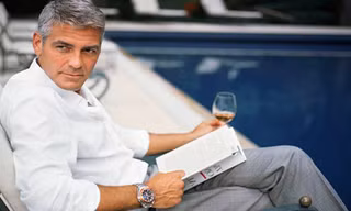 Vẻ hào hoa của tài tử George Clooney.