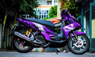 Yamaha Nouvo 5 là dòng xe phổ biến tại Việt Nam. Dưới bàn tay của những người thợ tại Sài Gòn, chiếc xe đã trở nên khác lạ và "không đụng hàng".
