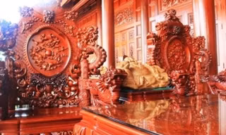 Những bộ bàn ghế độc, lạ ở Việt Nam