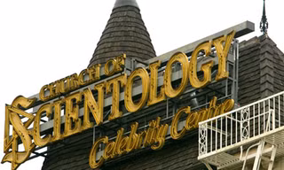 Trung tâm người nổi tiếng của Giáo phái Scientology tại Los Angeles.