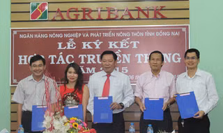 Ký kết hợp tác giữa báo chí và Agribank Đồng Nai.