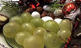 19 tục lệ đón năm mới kỳ lạ trên thế giới
