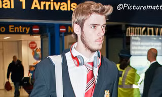 Cùng De Gea, các tân binh như Darmian, Schneiderlin cũng cùng Man United đi du đấu.