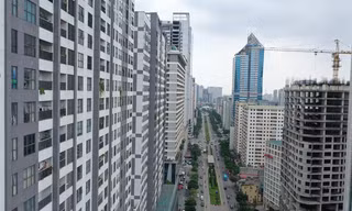 Giá ở mức cao, nhưng chung cư tại Hà Nội và TP.HCM vẫn 'khan hàng'