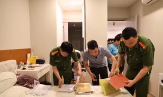 Bắt nhóm cán bộ cấp khống chứng nhận đảm bảo an toàn cho thang máy, cần cẩu xây dựng