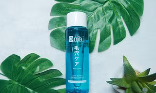 Gọi tên cứu tinh giúp da tránh bị mụn trong thời gian các spa "cửa đóng then cài"