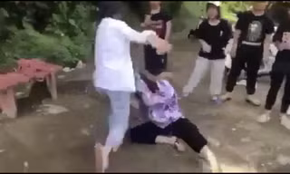 Cơ quan chức năng vào cuộc vụ nữ sinh bị đánh hội đồng ở Thanh Hóa