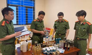 Triệt phá cơ sở sản xuất, buôn bán số lượng lớn mỹ phẩm giả ở Thanh Hóa