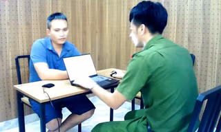 Khởi tố đối tượng lái xe đâm CSGT đang làm nhiệm vụ ở Thanh Hoá