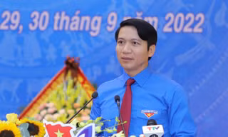  Mỗi thanh niên cần có khát vọng chinh phục đỉnh cao tri thức