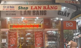 Phạt hơn 100 triệu đồng cửa hàng bán giày giả ở Thanh Hóa