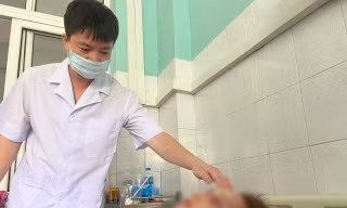 Tạm đình chỉ công tác cán bộ quản lý thị trường bị tố đánh một phụ nữ nhập viện