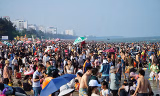 Sầm Sơn 'thất thủ' 