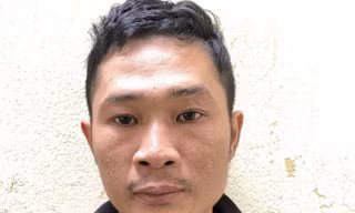 Bắt kẻ tuồn ma túy vào phòng tạm giam để ‘tiếp tế’ cho bạn