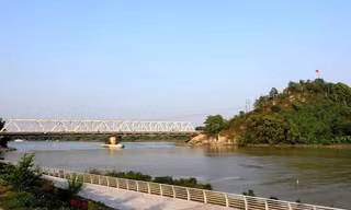 Làm rõ cột cờ là biểu tượng chiến thắng Hàm Rồng
