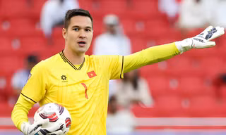 Trọng tài bắt trận Việt Nam vs Philippines kém tuổi Nguyễn Filip