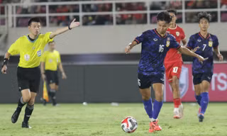 Gia nhập V-League, tuyển thủ Lào viết nên lịch sử cho bóng đá nước nhà