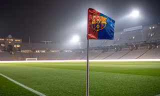 Thành viên CLB qua đời, trận đấu của Barca bị hoãn