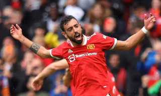 Bruno Fernandes từ chối gia hạn với MU