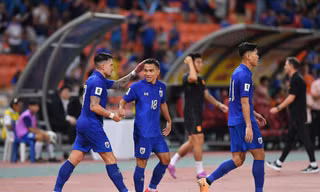 ĐT Thái Lan chốt danh sách dự Asian Cup 2023: Vắng Chanathip, vắng cầu thủ nhập tịch