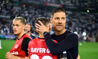 Bundesliga 2024/25 mở màn bằng chiến thắng điên rồ của Leverkusen